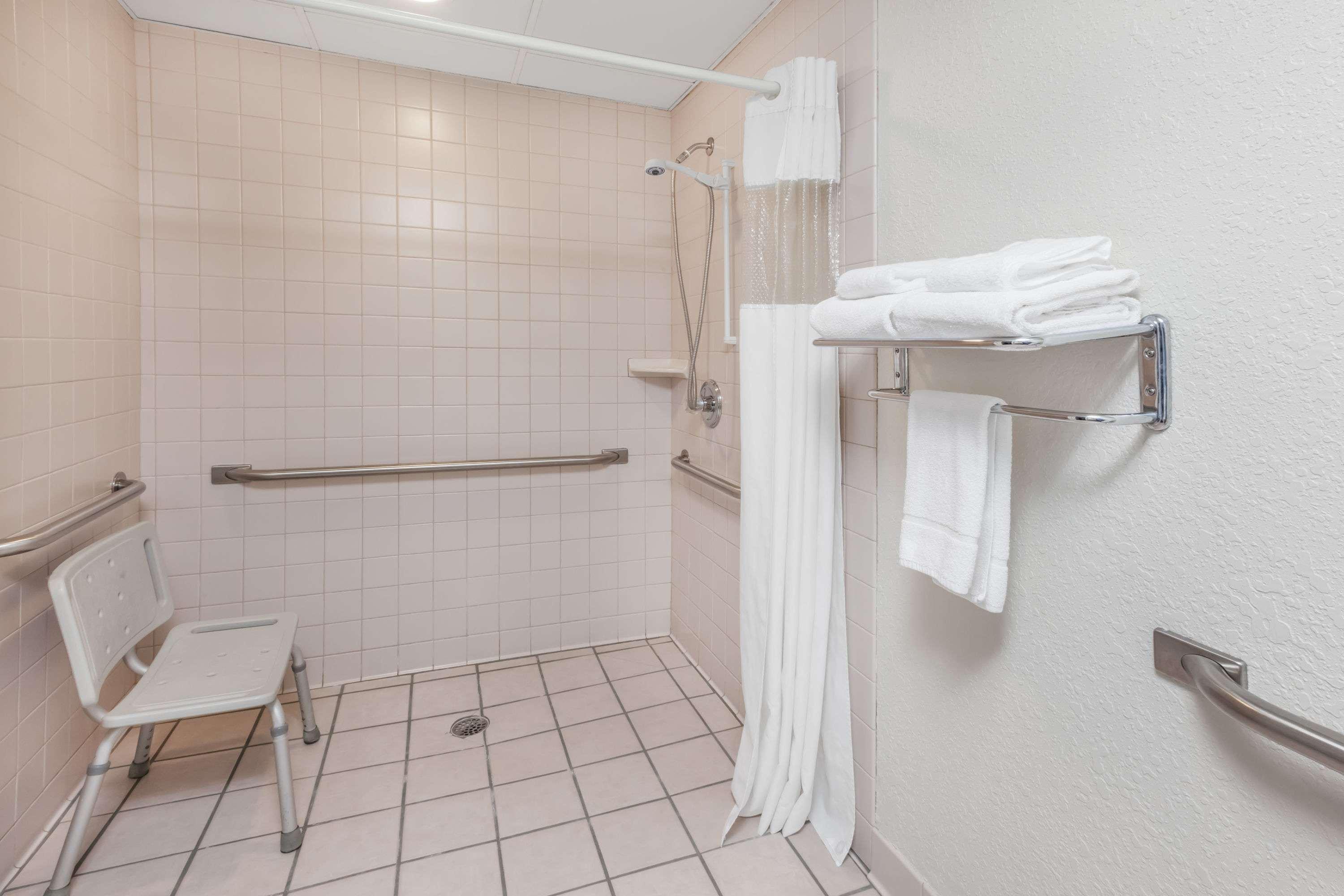 Hotel Ramada By Wyndham & Conference Center Grayling