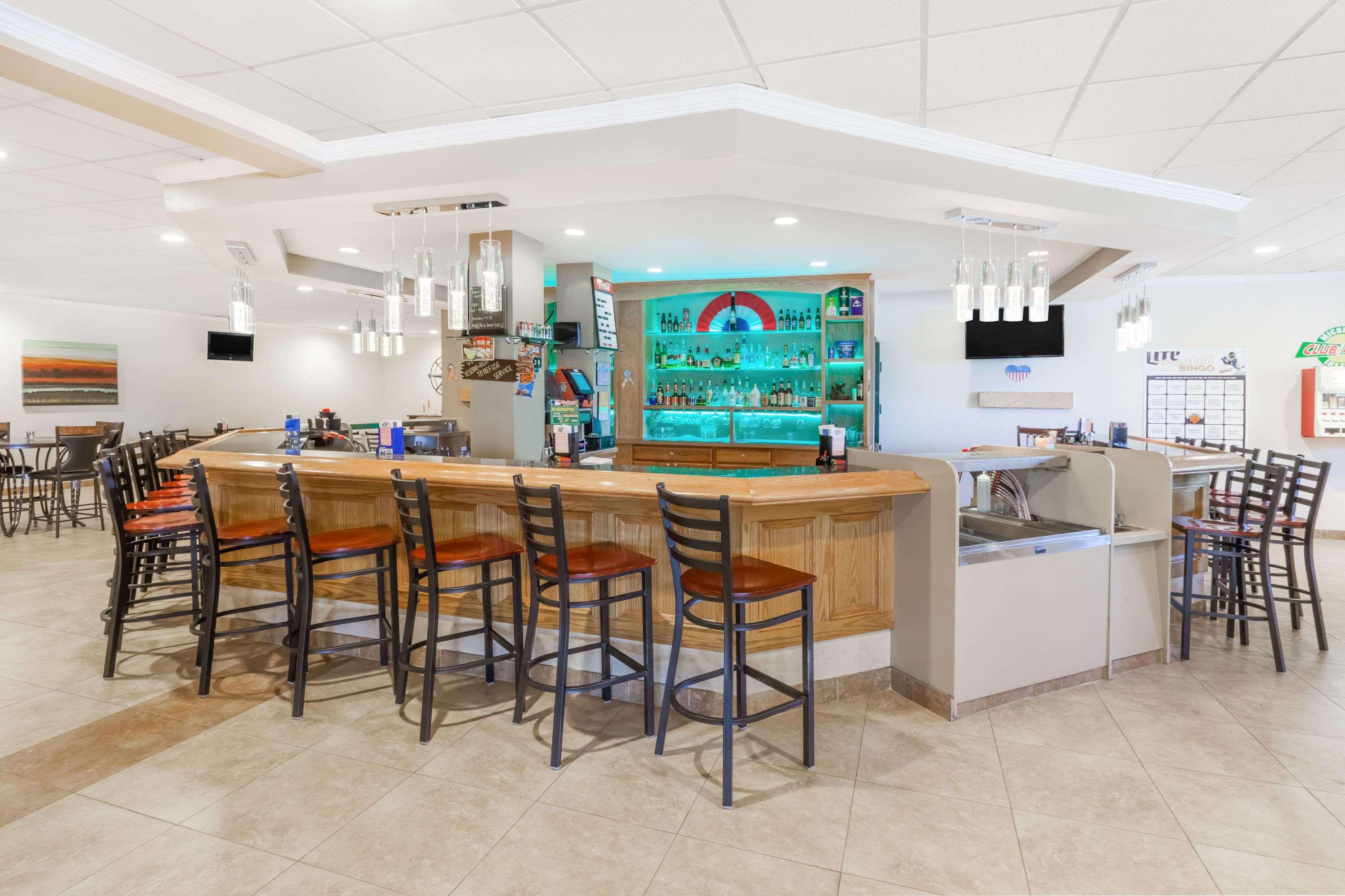 Hotel Ramada By Wyndham & Conference Center Grayling